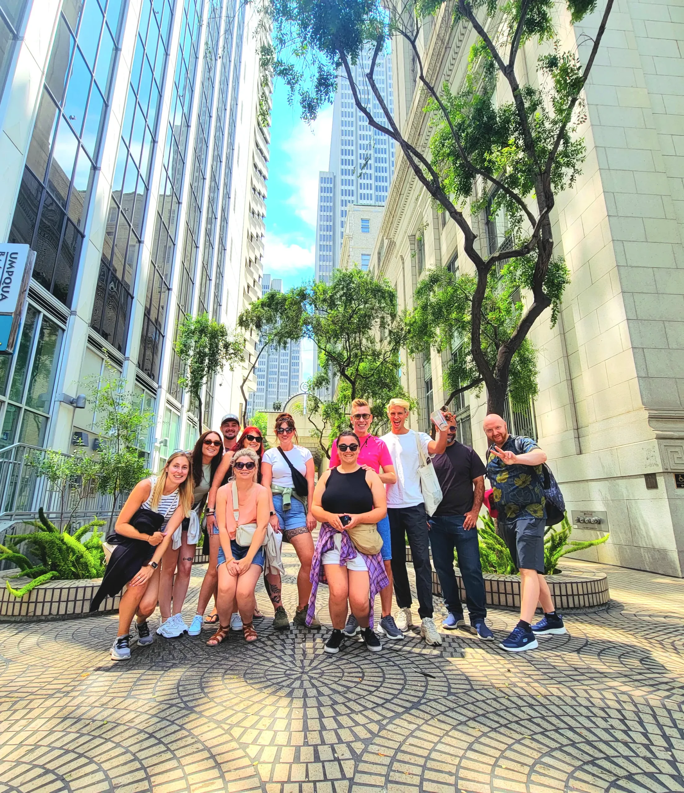 Tourists on a guided walking tour in San Francisco with a local guide